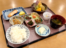 和定食(メイン日替わり)